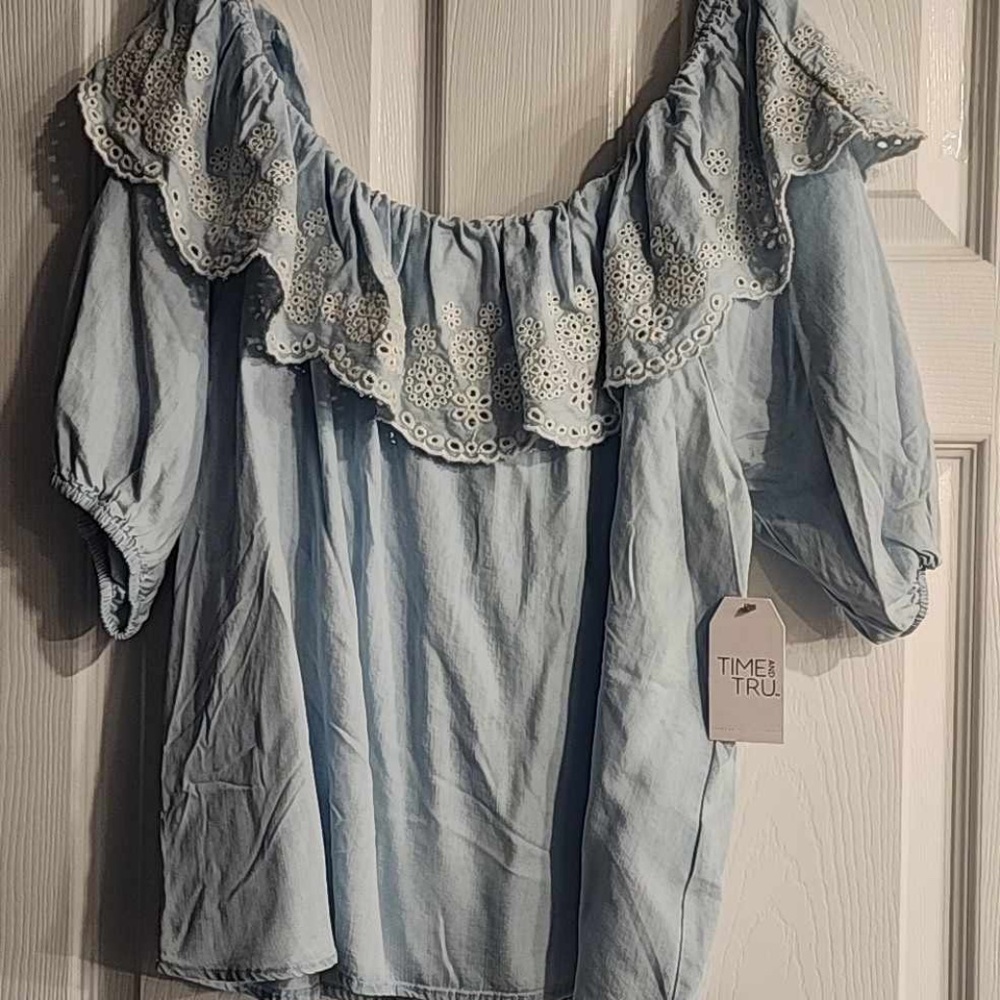 Time and Tru Women's Embroidered Top